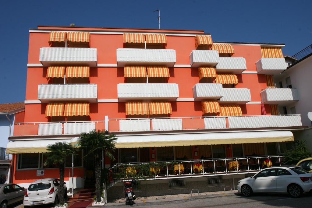 Hotel Paron Bibione Zewnętrze zdjęcie